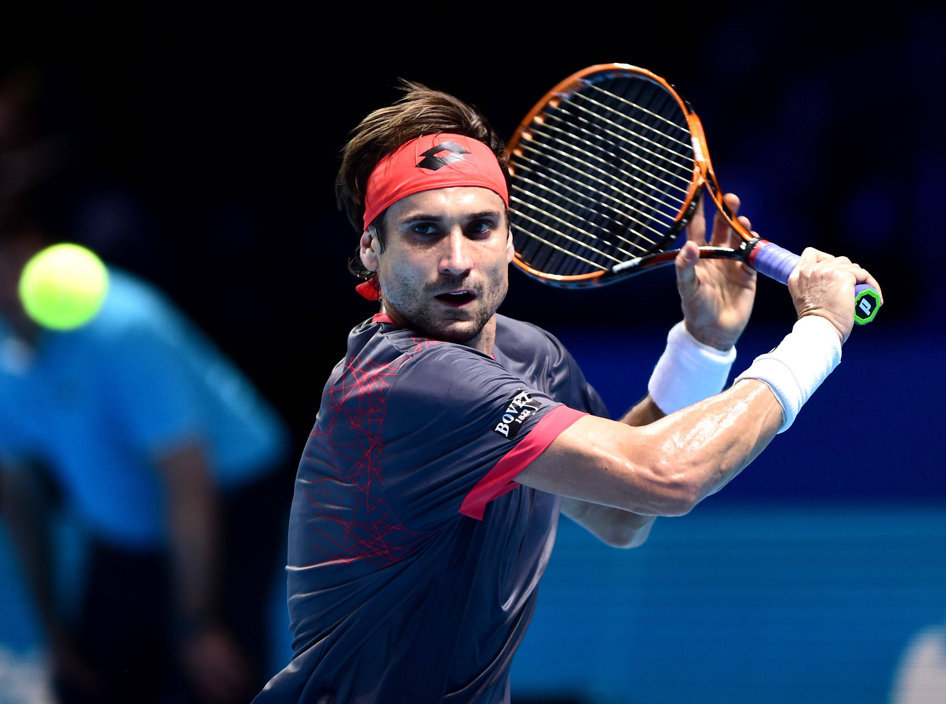 David Ferrer, tennis player, mid-swing, 2K Desktop Wallpaper