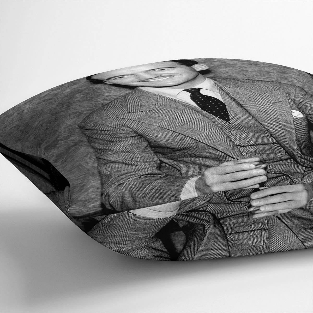 David Niven, black and white, smiling man, SD Desktop Wallpaper
