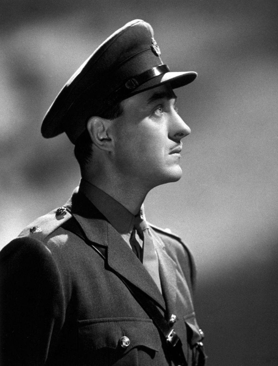 David Niven, British Soldier, black and white portrait, SD Phone Wallpaper