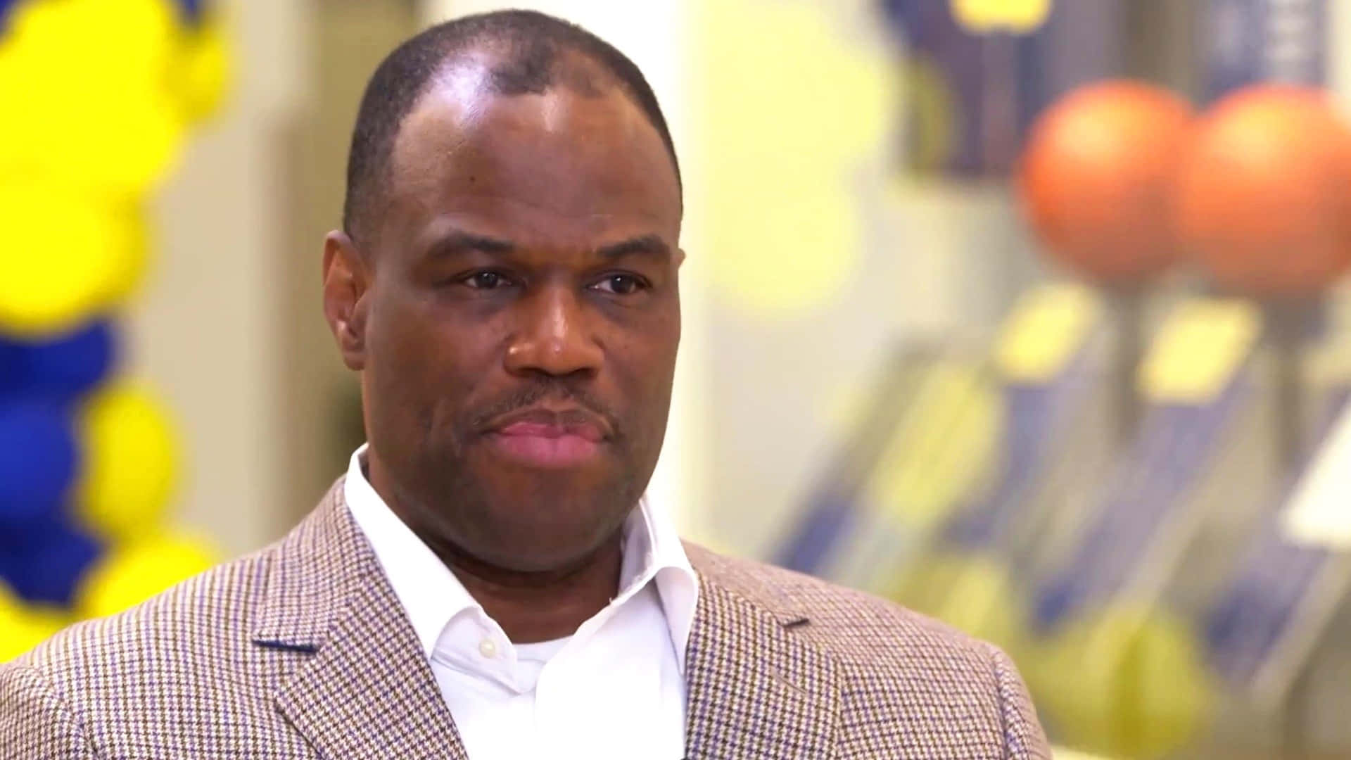 David Robinson, checkered blazer, yellow and blue balloons, Full HD Desktop Wallpaper