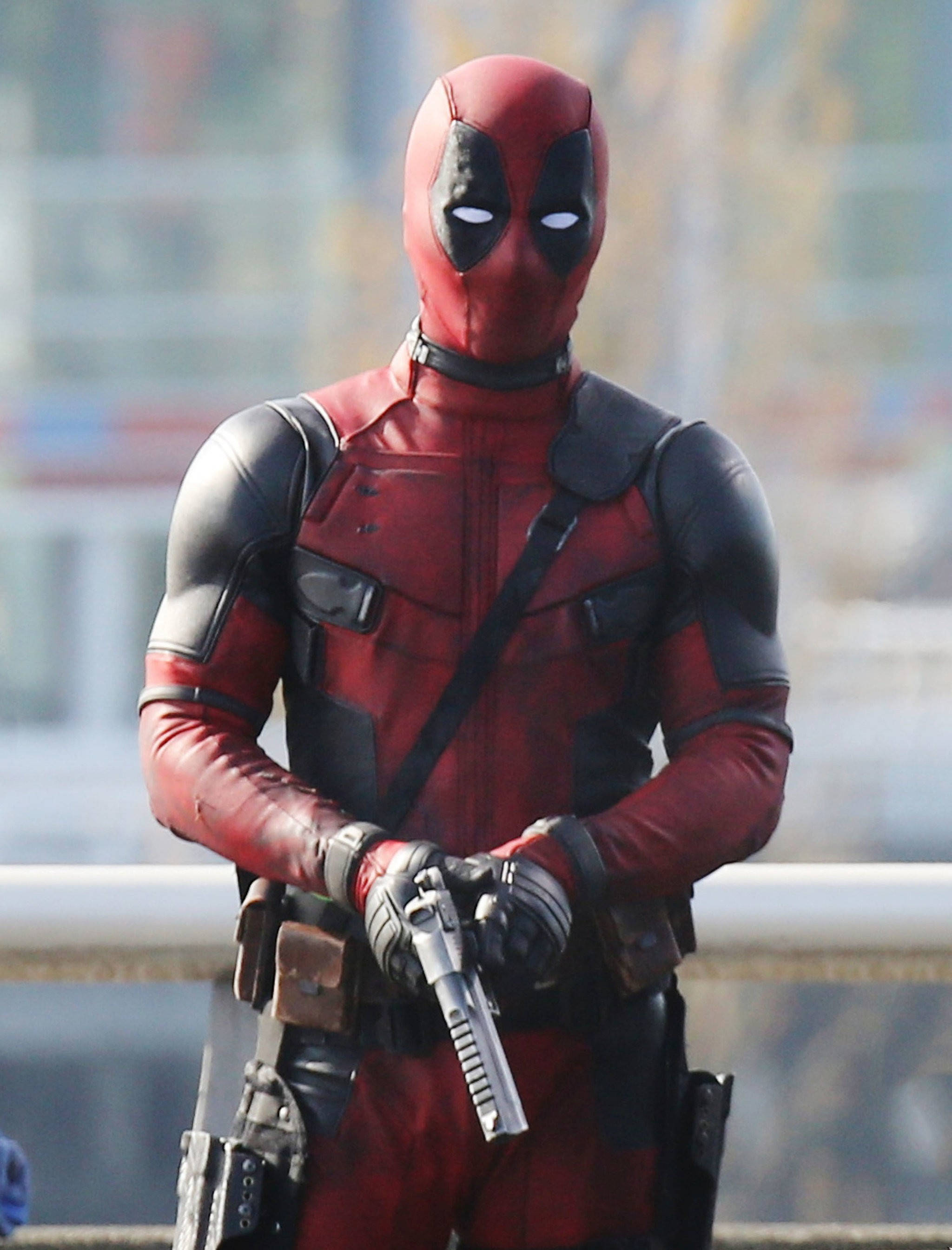 Deadpool, red and black suit, gun, 2K Phone Wallpaper