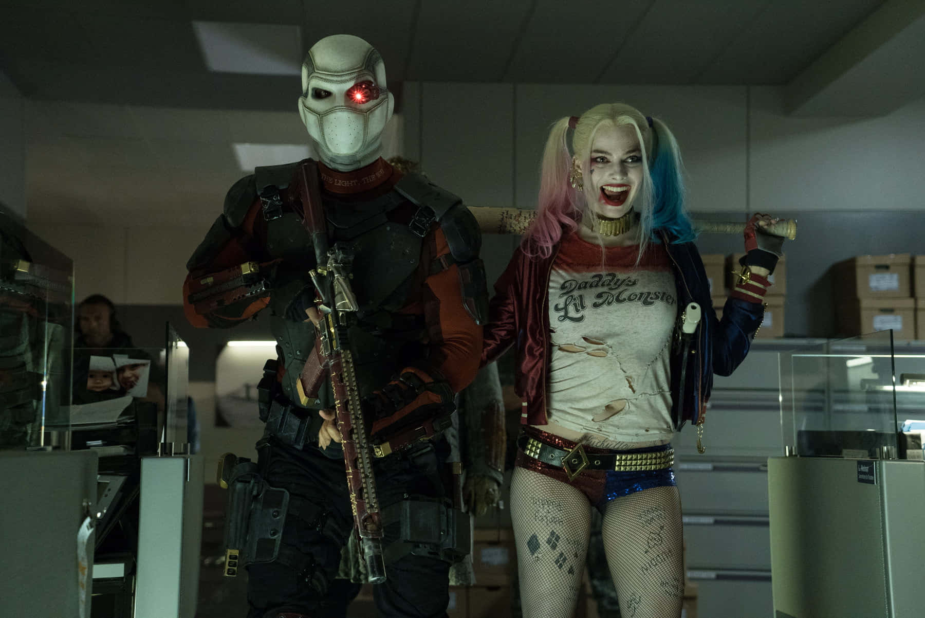Deadshot, Harley Quinn, glowing red eye, HD Desktop Wallpaper