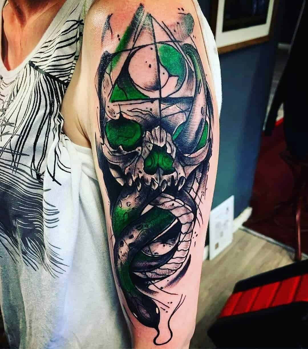 Death Eaters, skull with green eyes, coiled snake, SD Phone Wallpaper