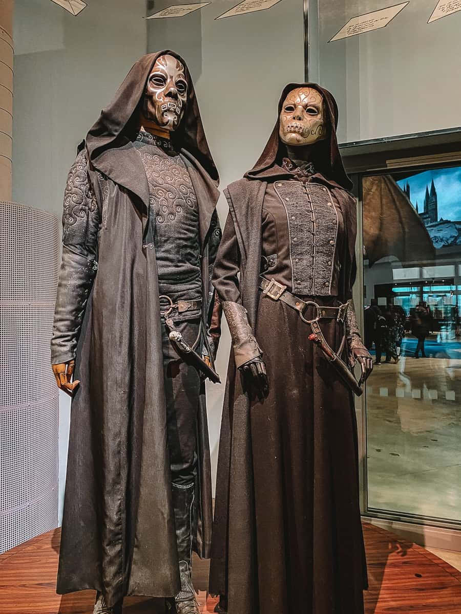 Death Eaters, skeletal figures, dark hooded robes, SD Phone Wallpaper