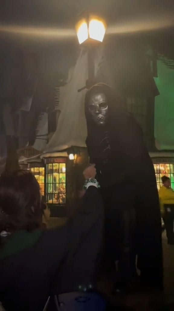 Death Eaters, dark hooded robe, silver mask, SD Phone Wallpaper