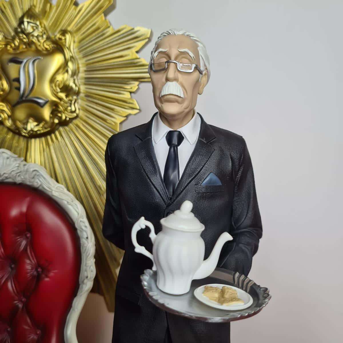 Death Note Watari, elderly man, black suit, SD Desktop Wallpaper