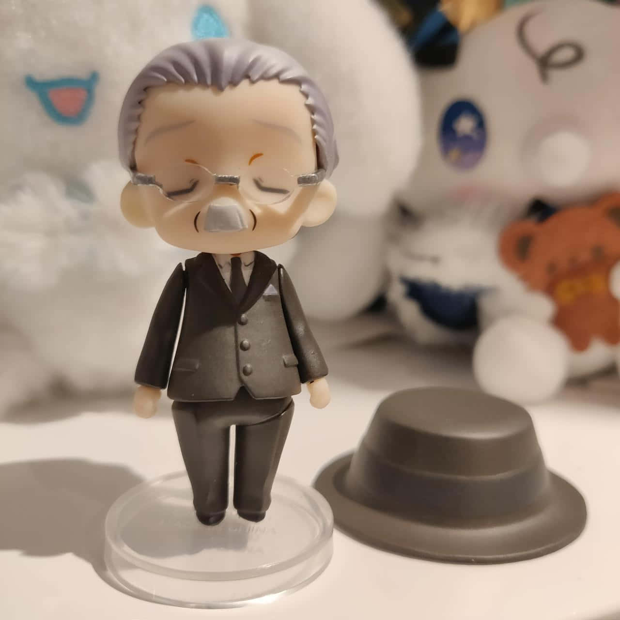 Death Note, Watari, chibi-style anime figure, HD Desktop Wallpaper