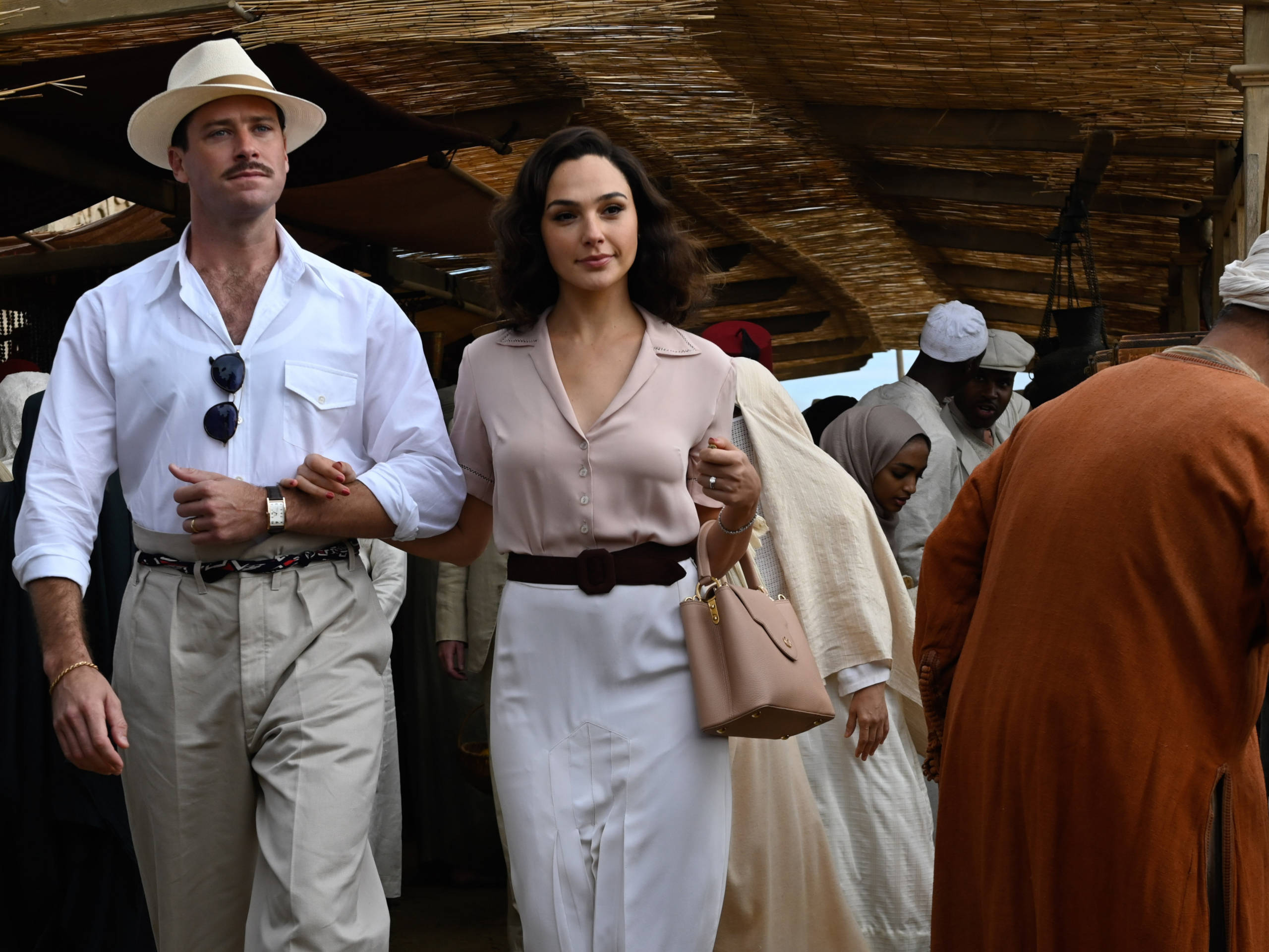Death On The Nile, white hat, beige blouse, 2K Desktop Wallpaper