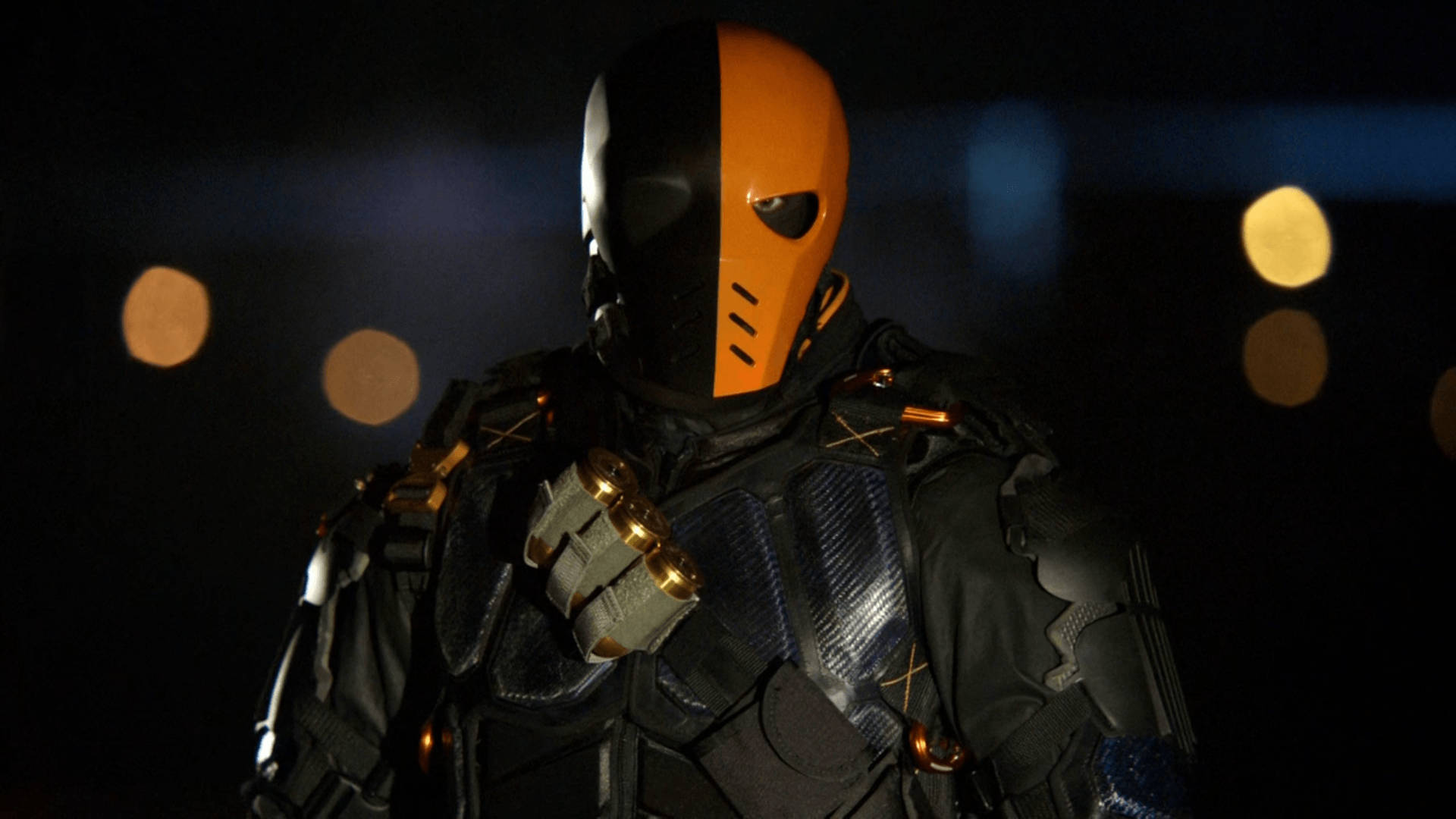 Deathstroke, black and orange half-masked suit, glowing bokeh lights, Full HD Desktop Wallpaper