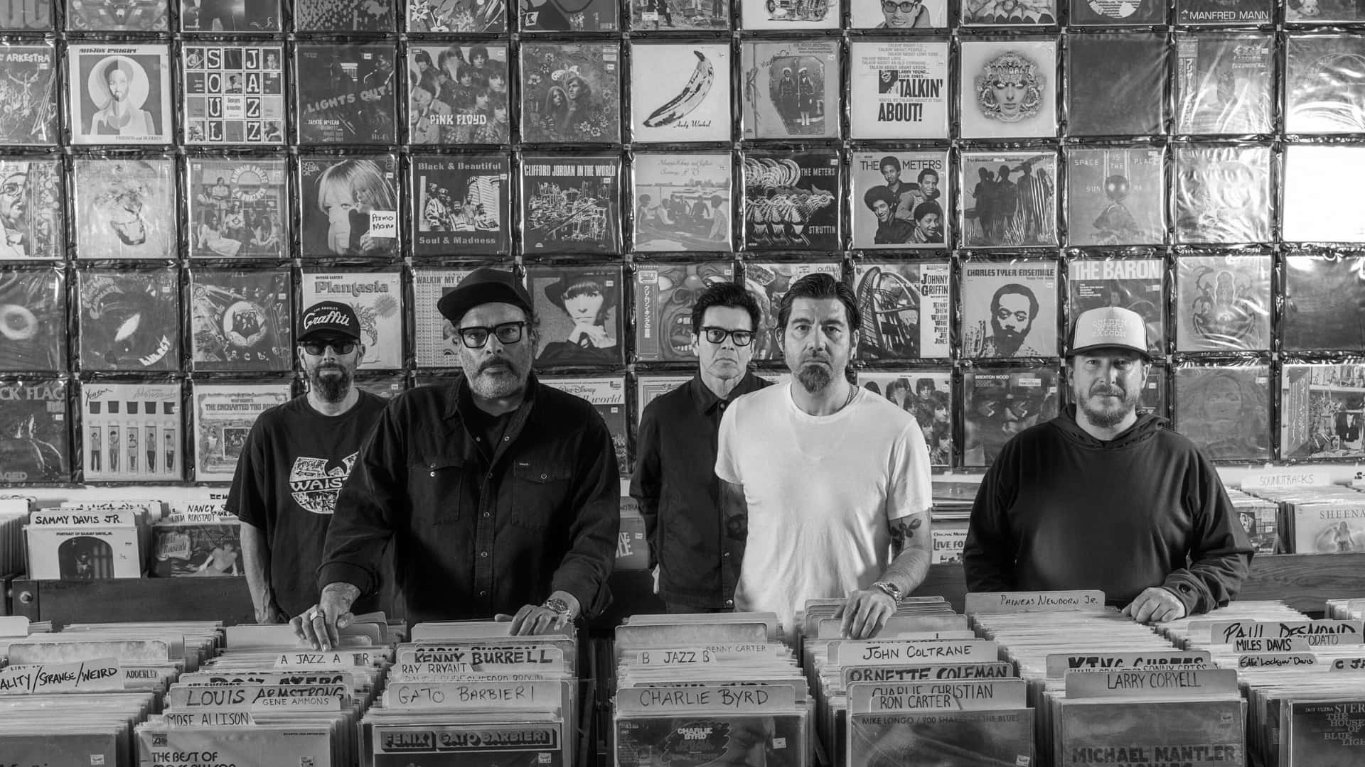 Deftones, record store, vinyl records, Full HD Desktop Wallpaper