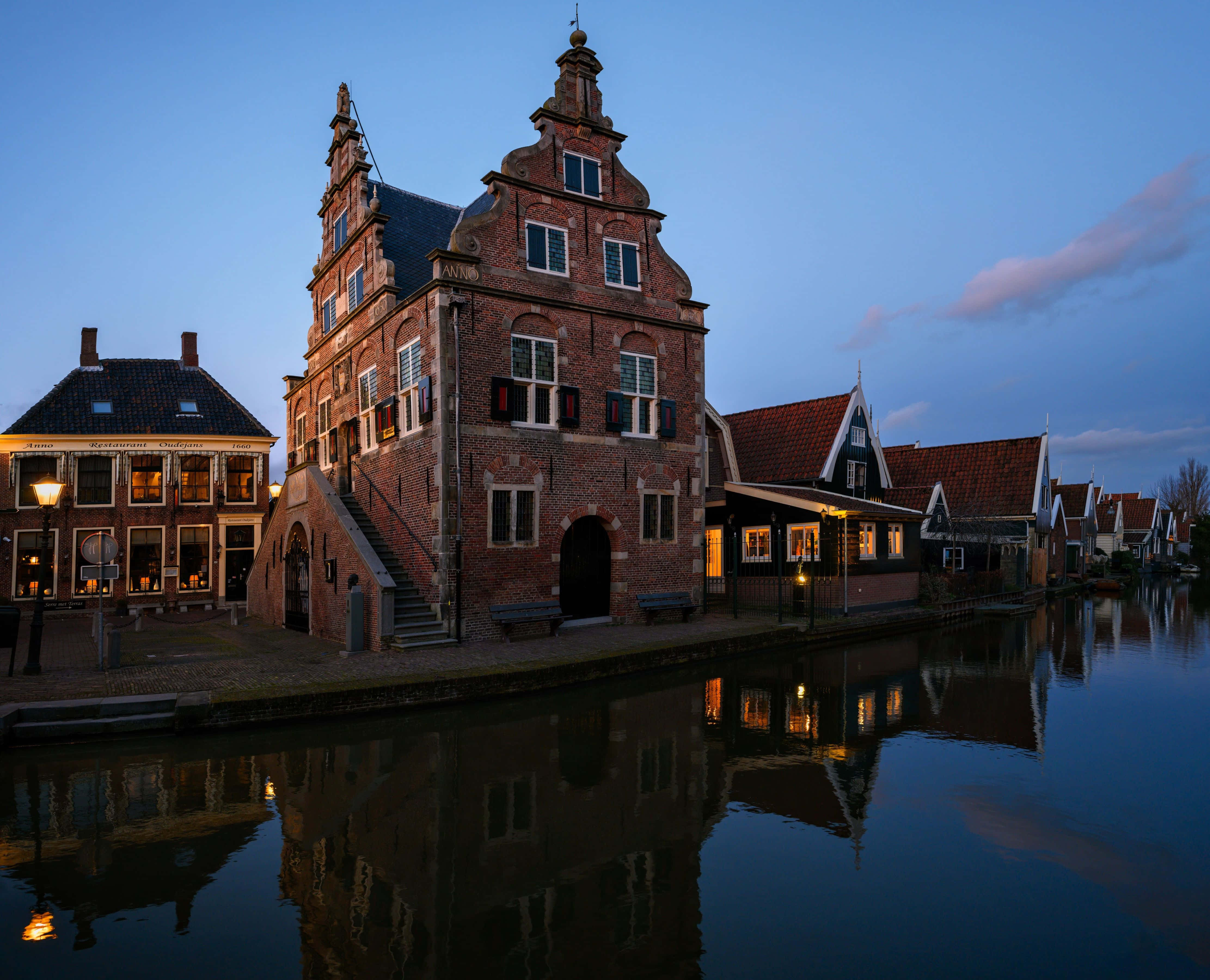 Delft, historic building, twilight, 4K Desktop Wallpaper