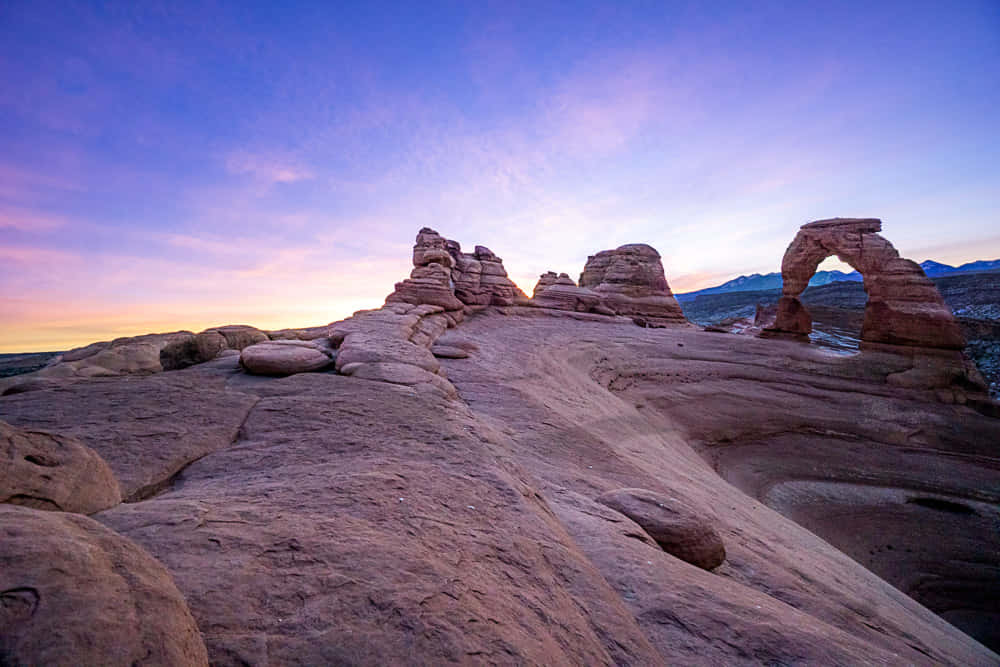 Delicate Arch, sandstone arch, rock formations, SD Desktop Wallpaper