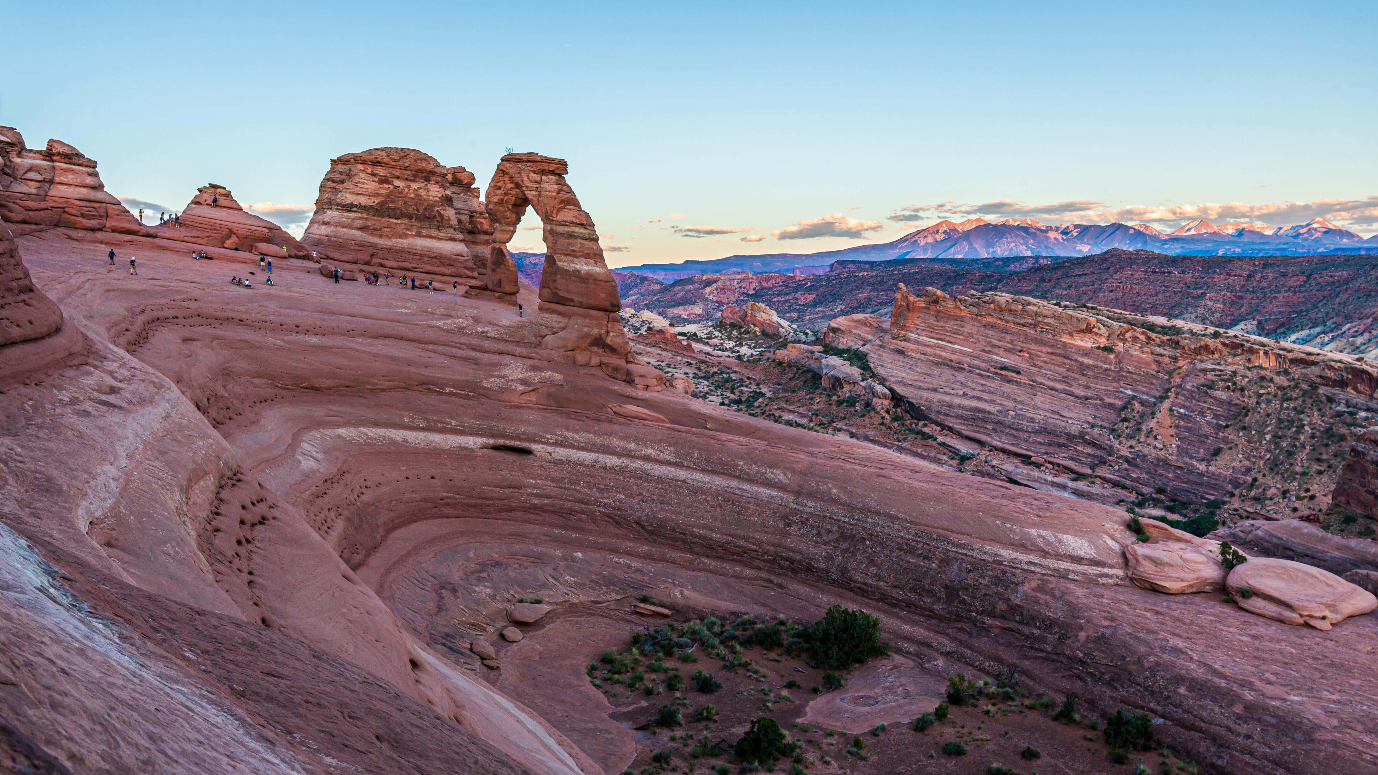 Delicate Arch, sunrise, red sandstone formations, 5K Desktop Wallpaper
