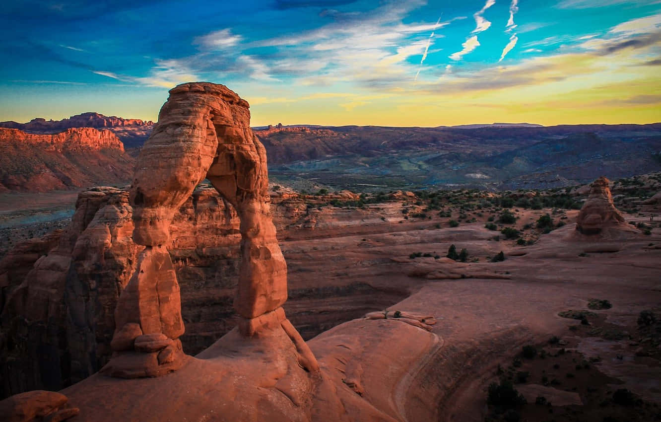 Delicate Arch, red sandstone, desert canyon, HD Desktop Wallpaper