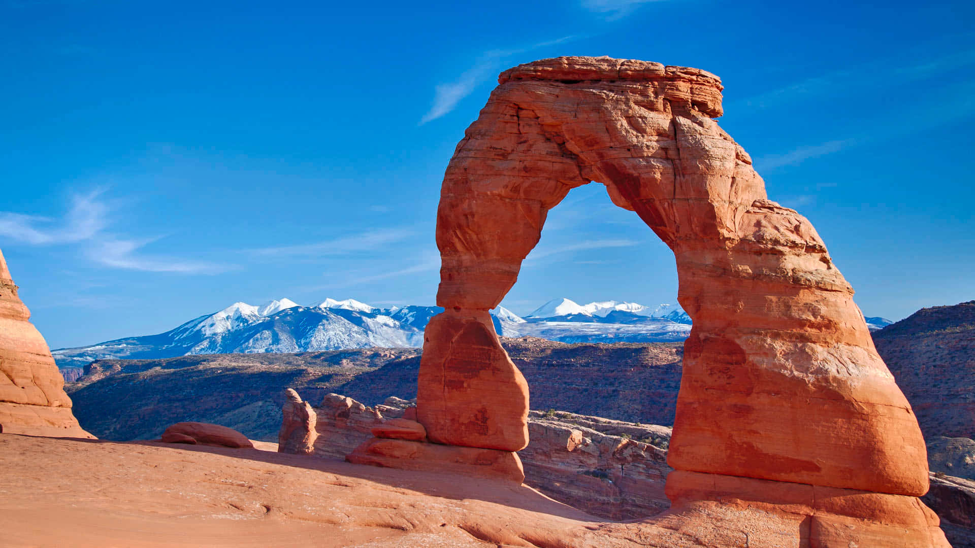 Delicate Arch, red sandstone arch, clear blue sky, Full HD Desktop Wallpaper