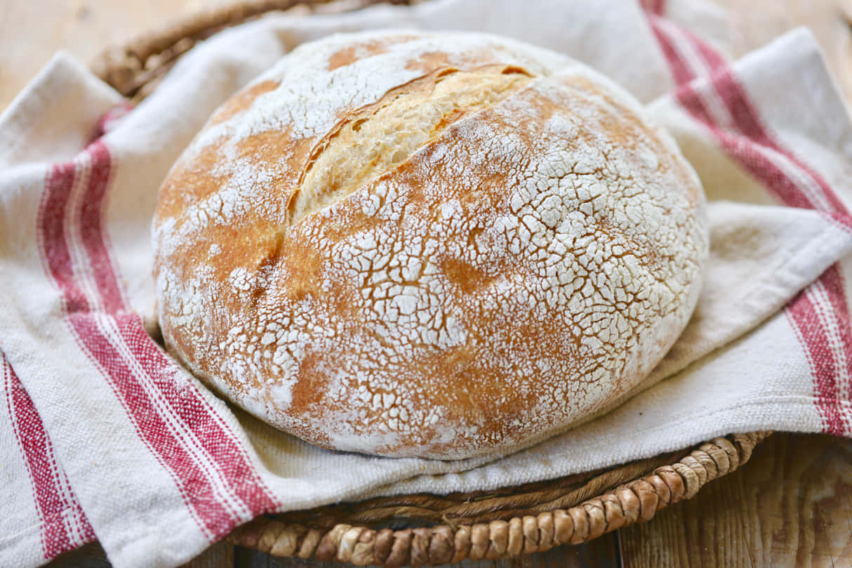 crusty baked dough, golden brown artisan bread, cracked crust, SD Desktop Wallpaper