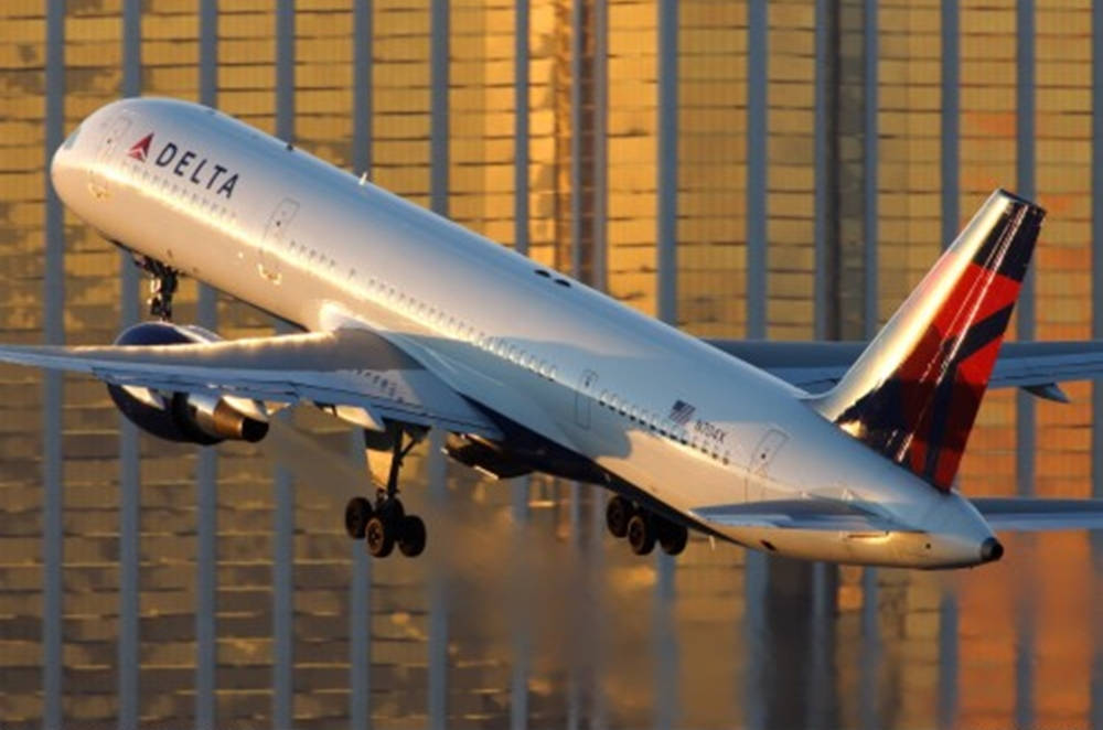 Delta Airlines, airplane, golden sunset, SD Desktop Wallpaper