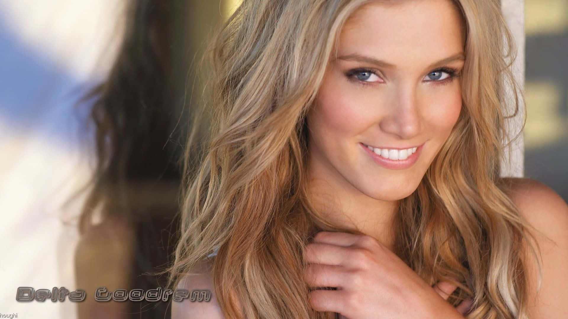 Delta Goodrem, long blonde hair, soft natural light, Full HD Desktop Wallpaper