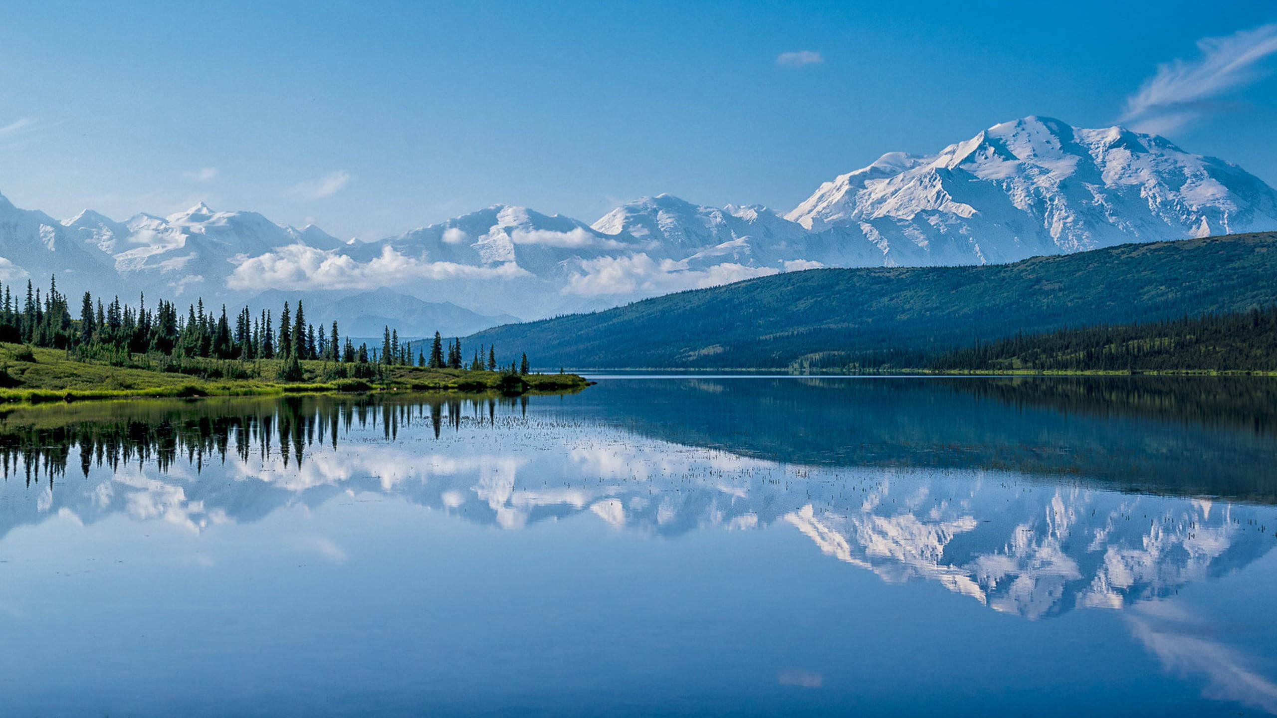 Denali, serene lake, snowcapped mountains, 2K Desktop Wallpaper