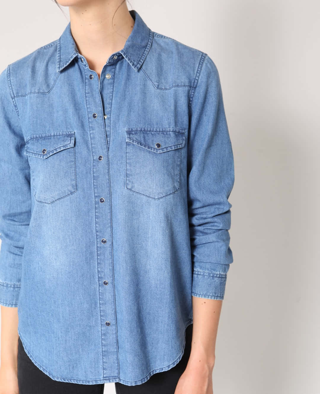 denim blue, classic blue denim shirt, buttoned chest pockets, HD Phone Wallpaper