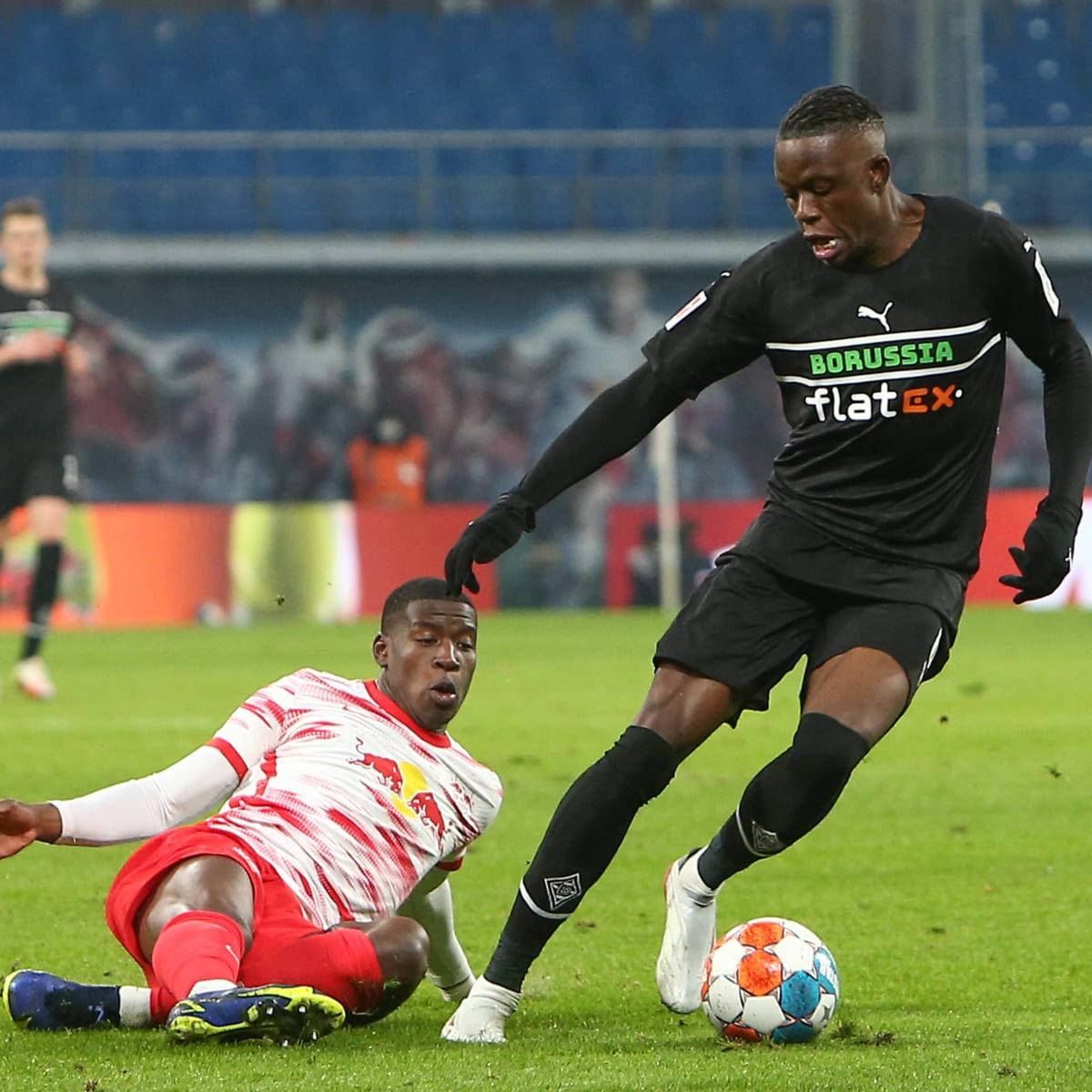 Denis Zakaria, football field, black, SD Desktop Wallpaper