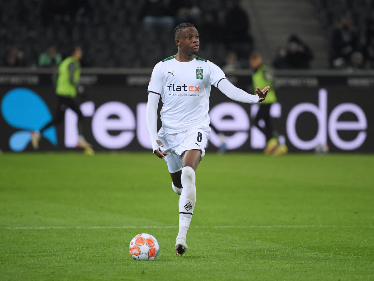 Denis Zakaria, white jersey, colorful ball, SD Desktop Wallpaper