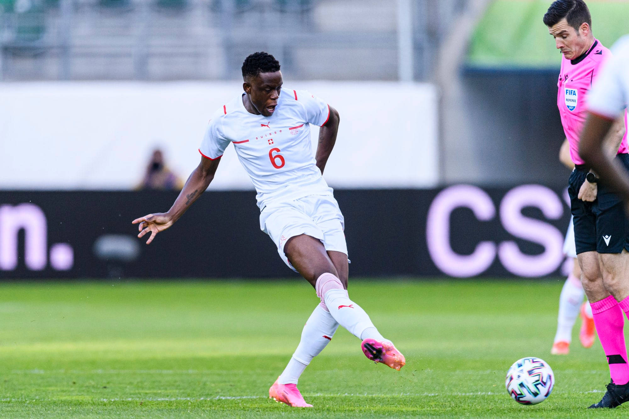 Denis Zakaria, white jersey, number six, Full HD Desktop Wallpaper