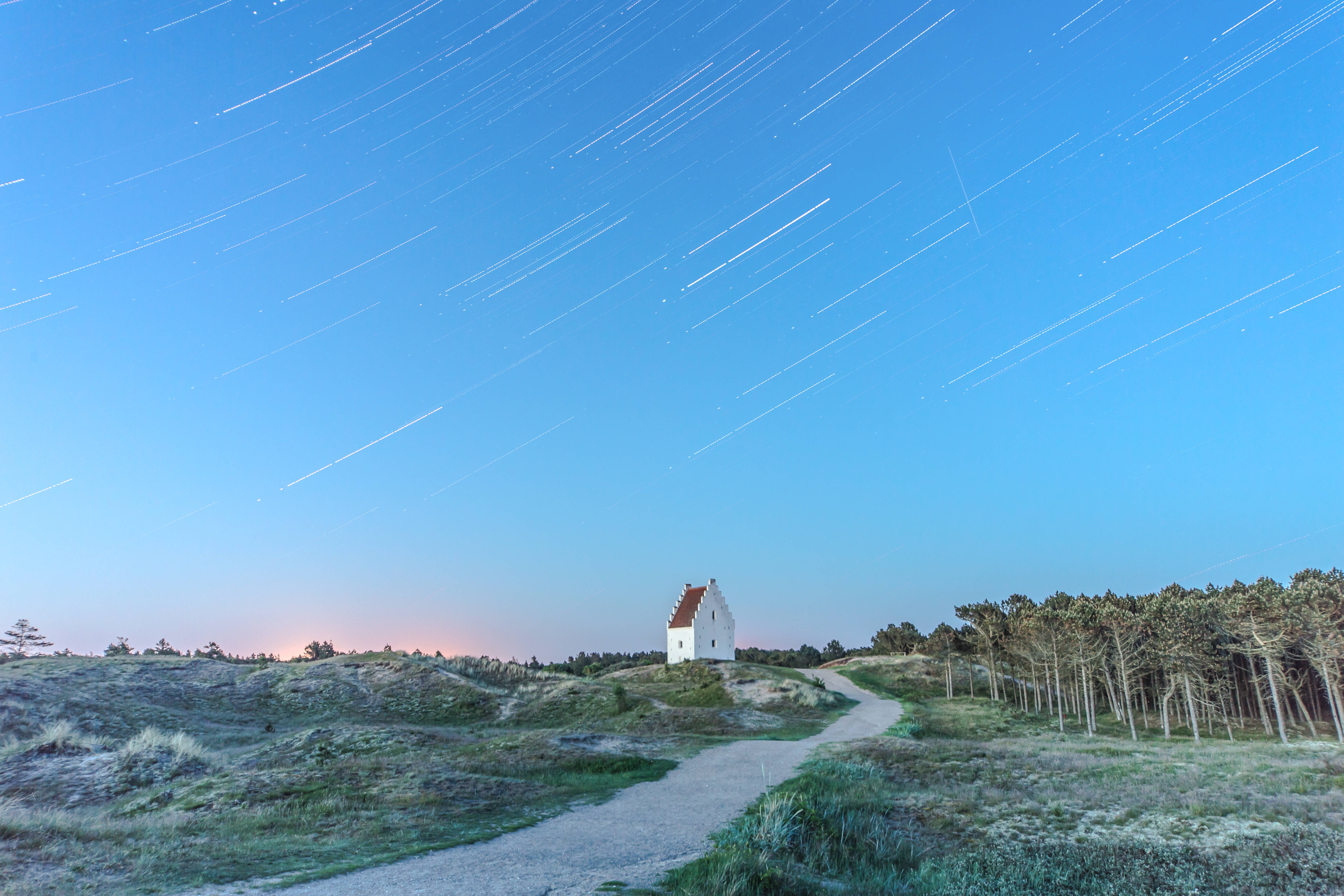 Denmark, white house, grassy dune, 5K Desktop Wallpaper