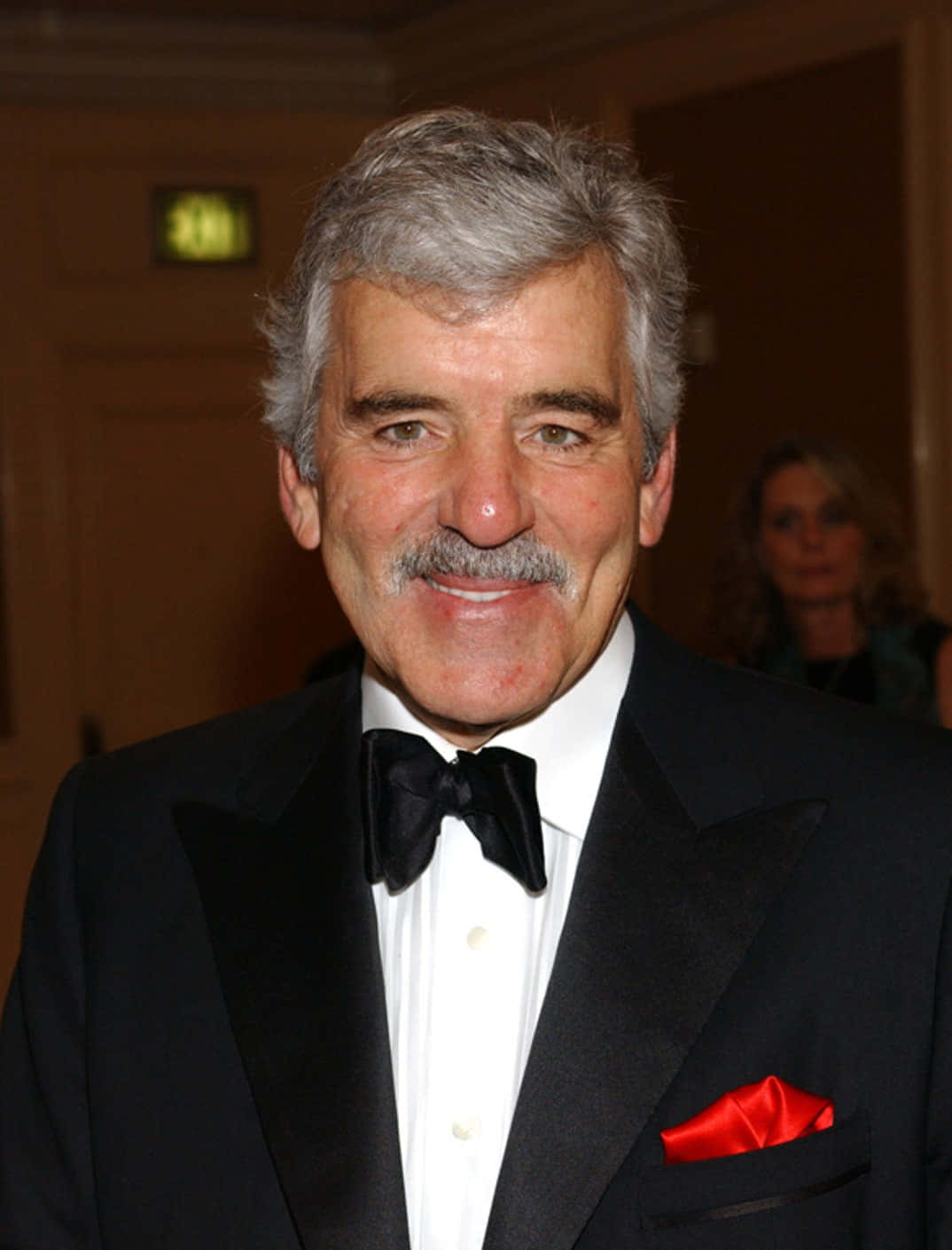 Dennis Farina, black tuxedo, red pocket square, HD Phone Wallpaper
