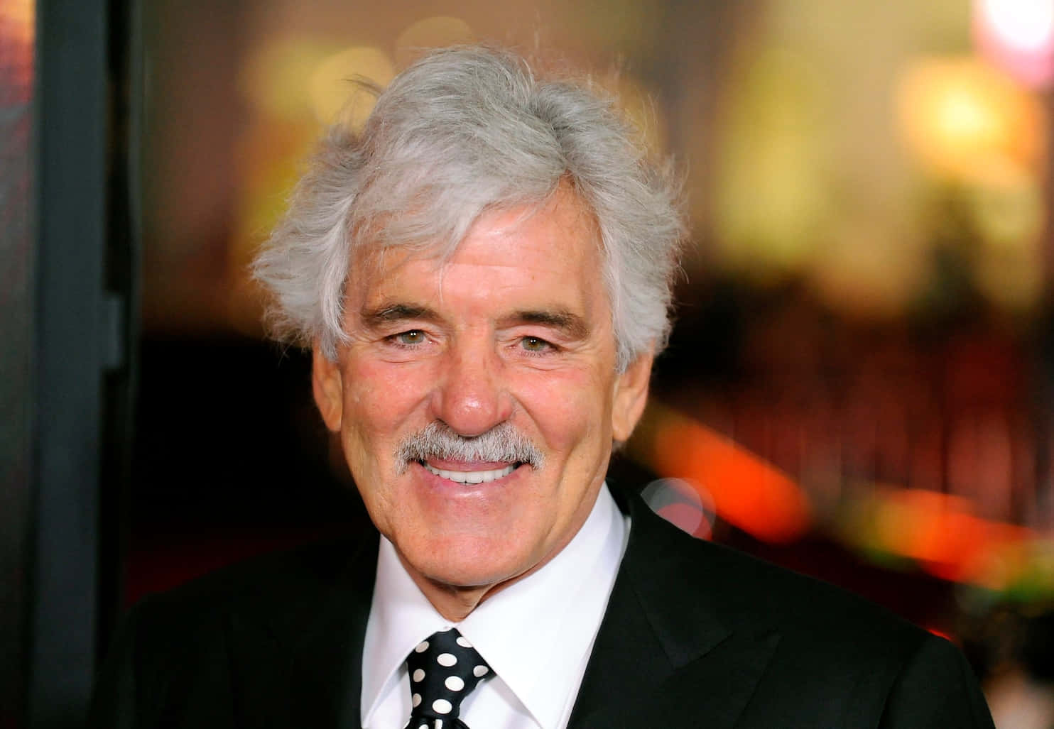 Dennis Farina, black suit, polka dot tie, HD Desktop Wallpaper