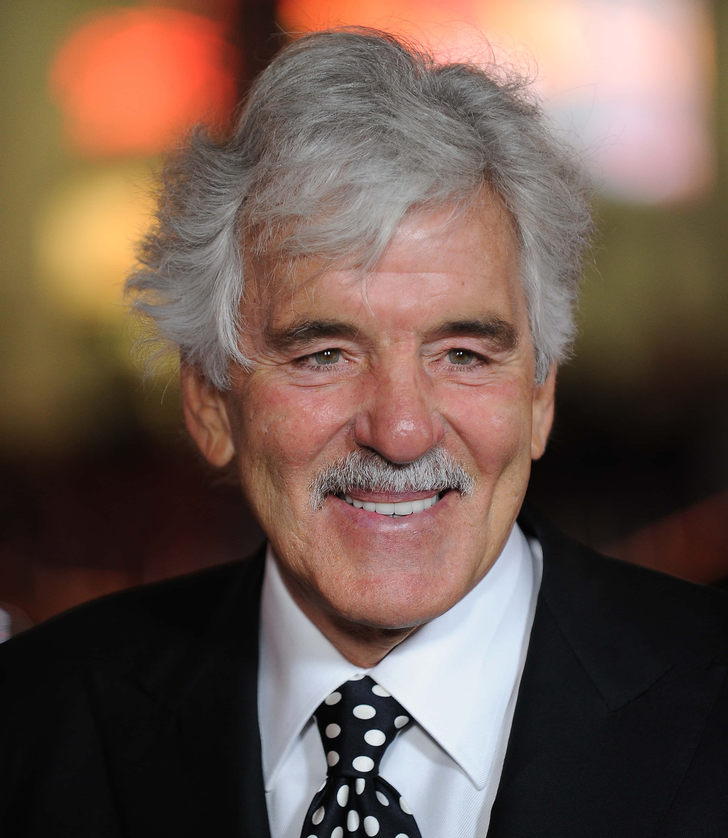 Dennis Farina, black suit, polka dot tie, 2K Phone Wallpaper