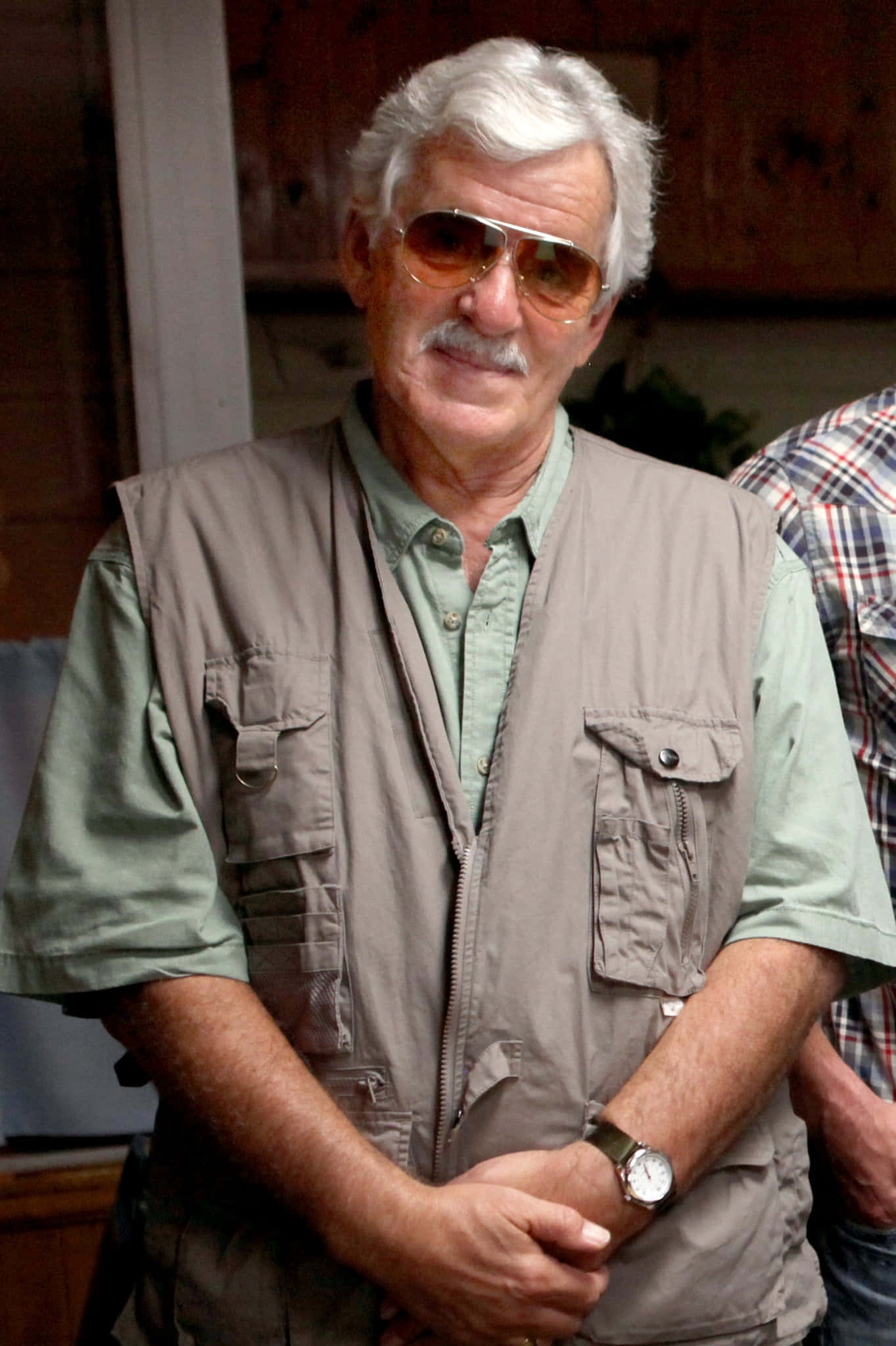Dennis Farina, white hair, sunglasses, Full HD Phone Wallpaper