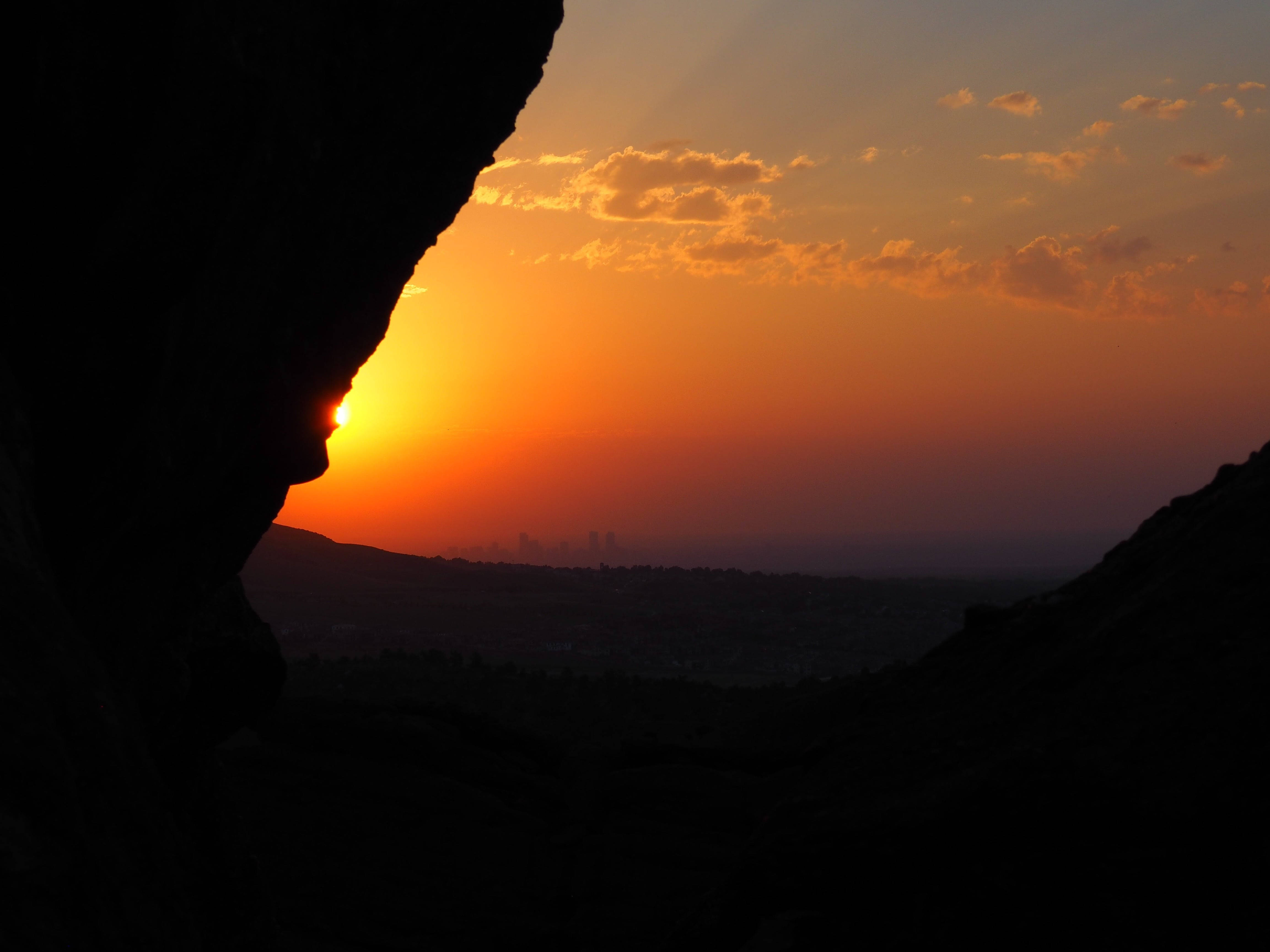 Denver Mountains, sunset, rocky cave, 4K Desktop Wallpaper