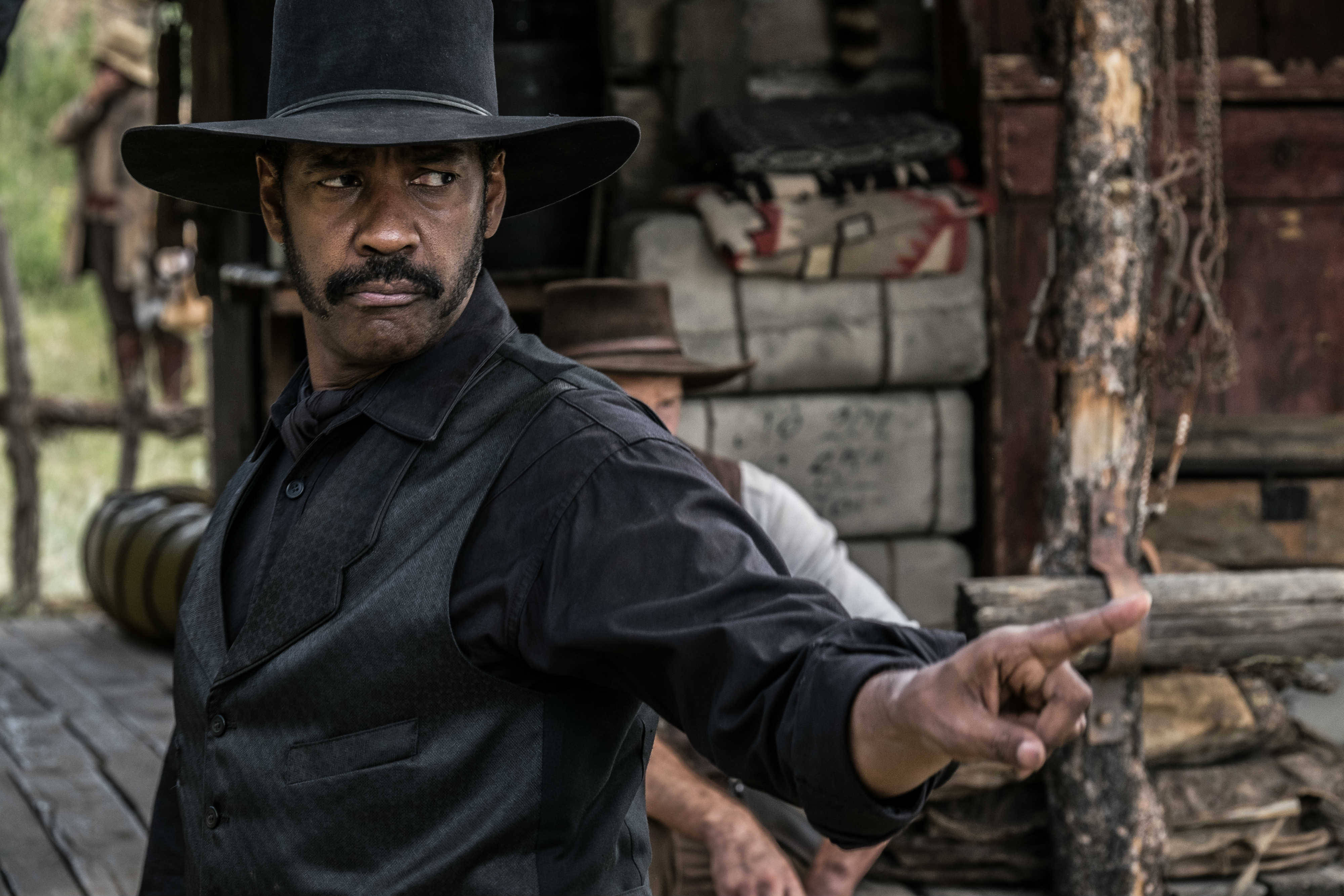 Denzel Washington, black hat, vest, 4K Desktop Wallpaper