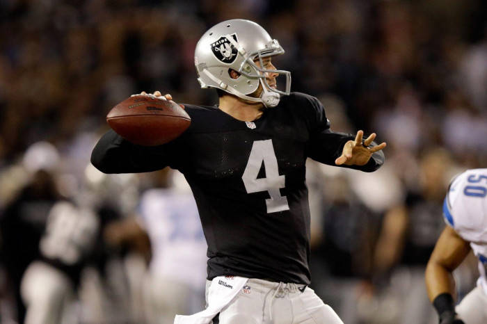 Derek Carr, black jersey, number four, SD Desktop Wallpaper