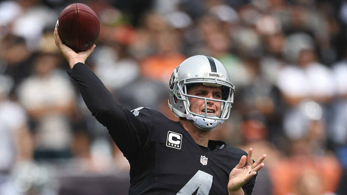 Derek Carr, black Raiders jersey, number 4, SD Desktop Wallpaper