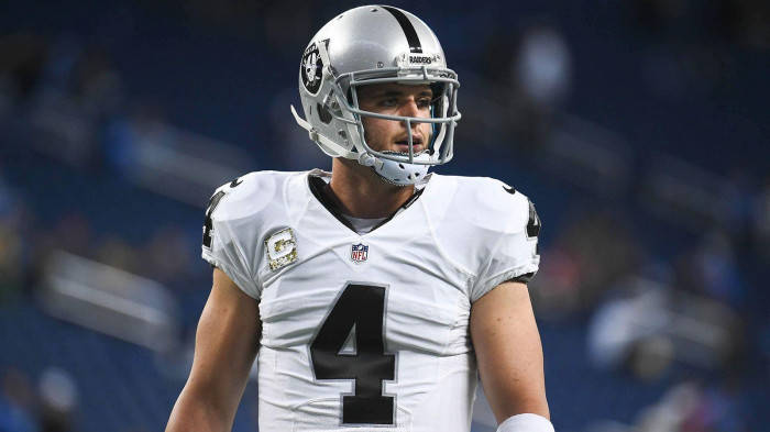 Derek Carr, white Raiders jersey, number 4, SD Desktop Wallpaper