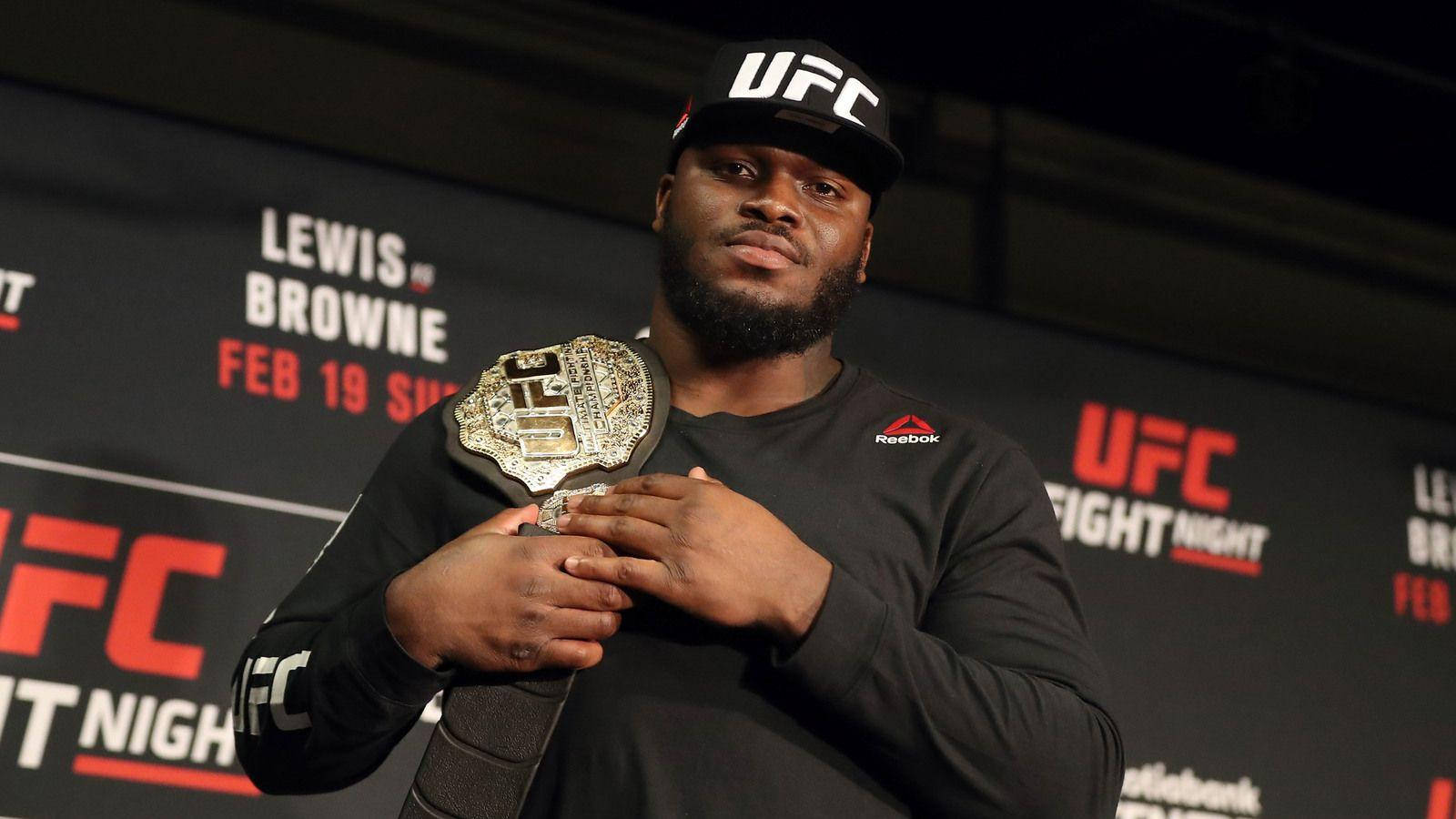 Derrick Lewis, championship belt, black cap, HD Desktop Wallpaper