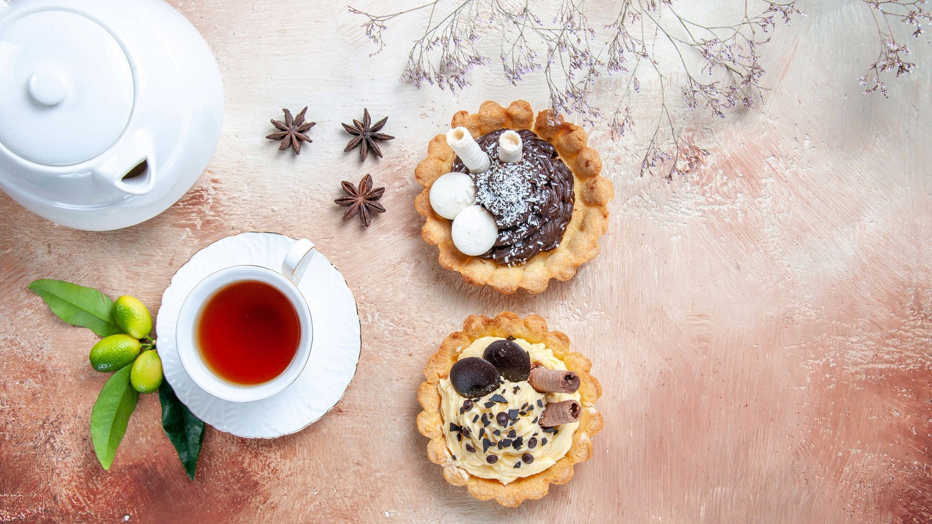 banana tart, chocolate and cream toppings, white teapot, Full HD Desktop Wallpaper