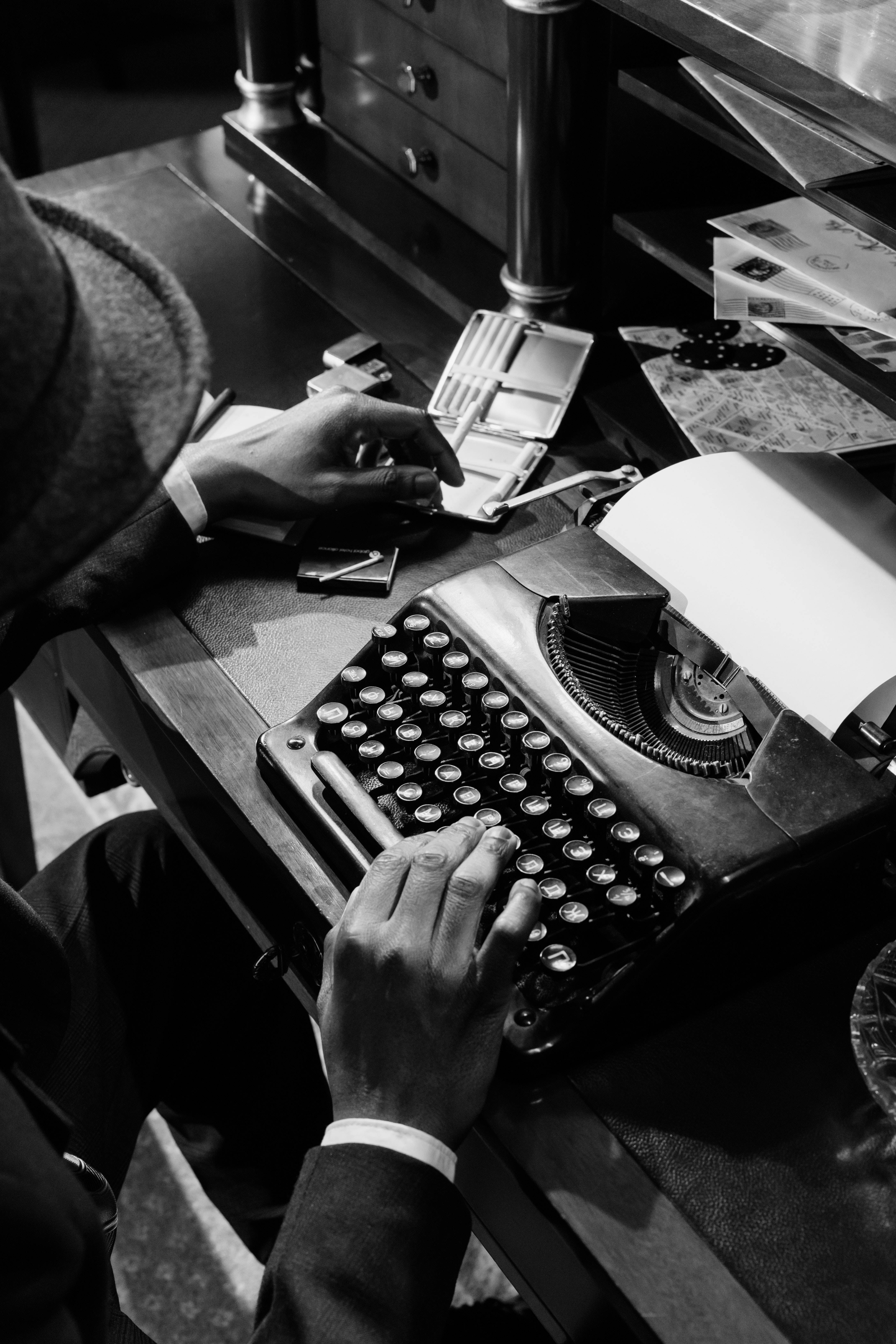 detective, vintage typewriter, cluttered wooden desk, 5K Phone Wallpaper