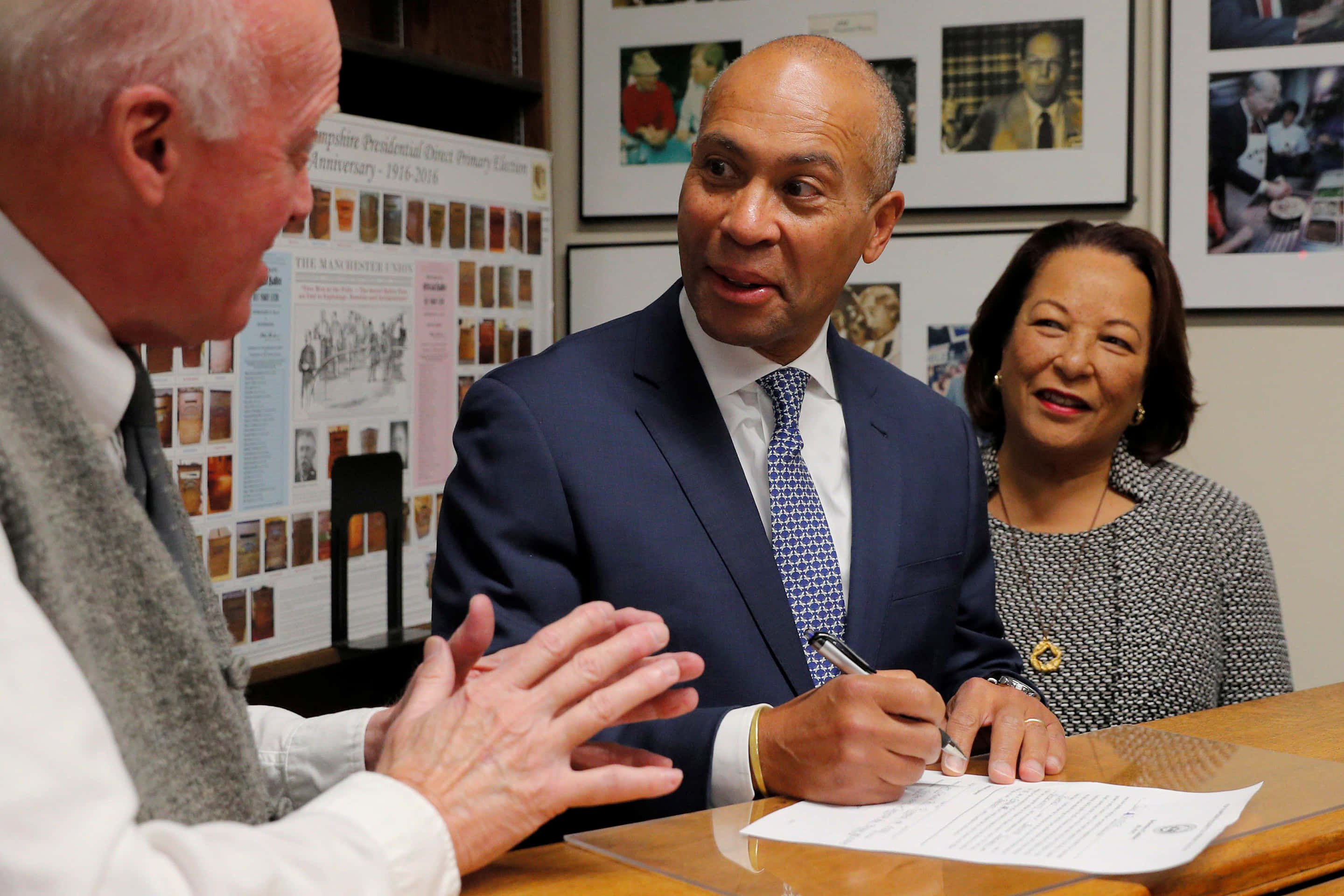 Deval Patrick, wooden desk, office, 2K Desktop Wallpaper