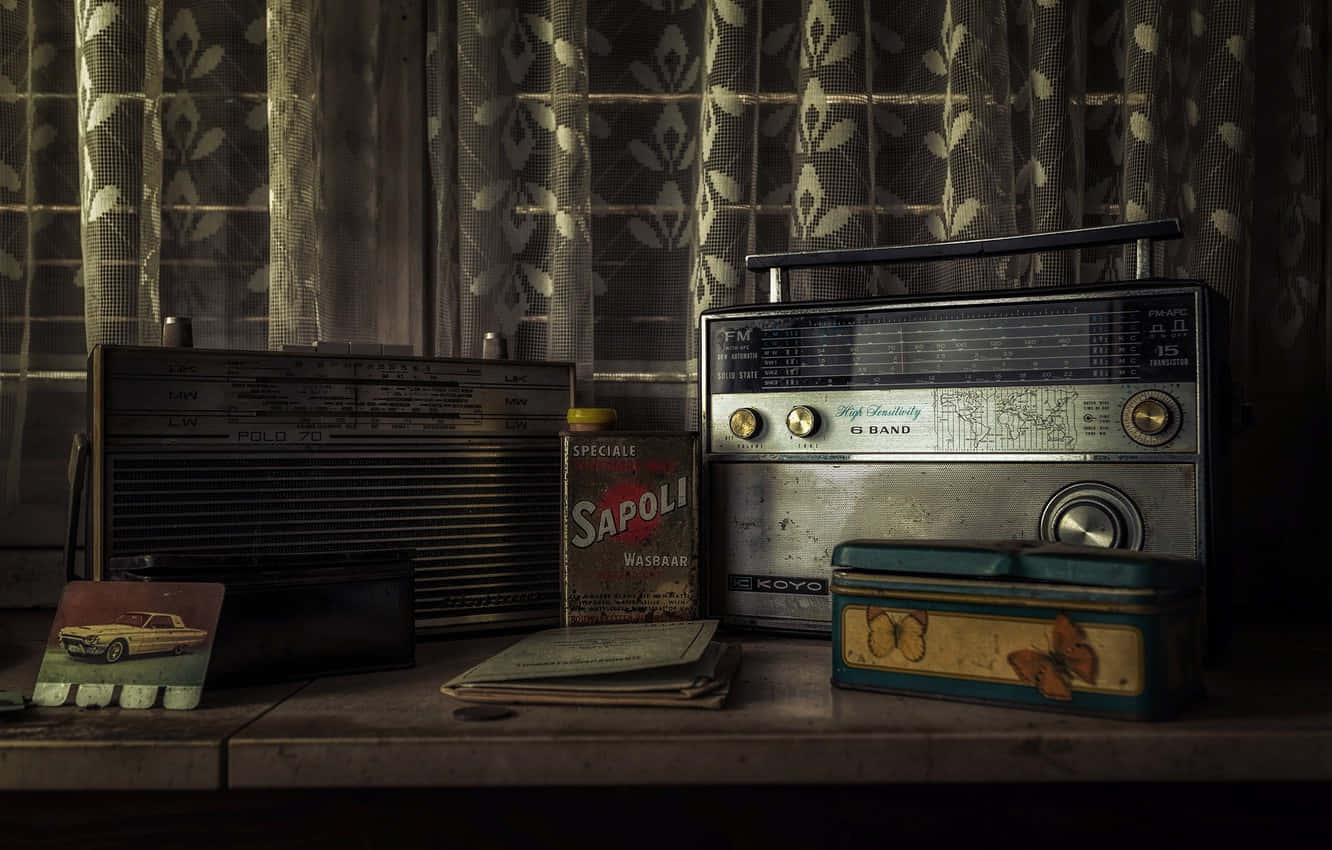 old silver fm broadcasting radios, vintage radios, retro items, HD Desktop Wallpaper