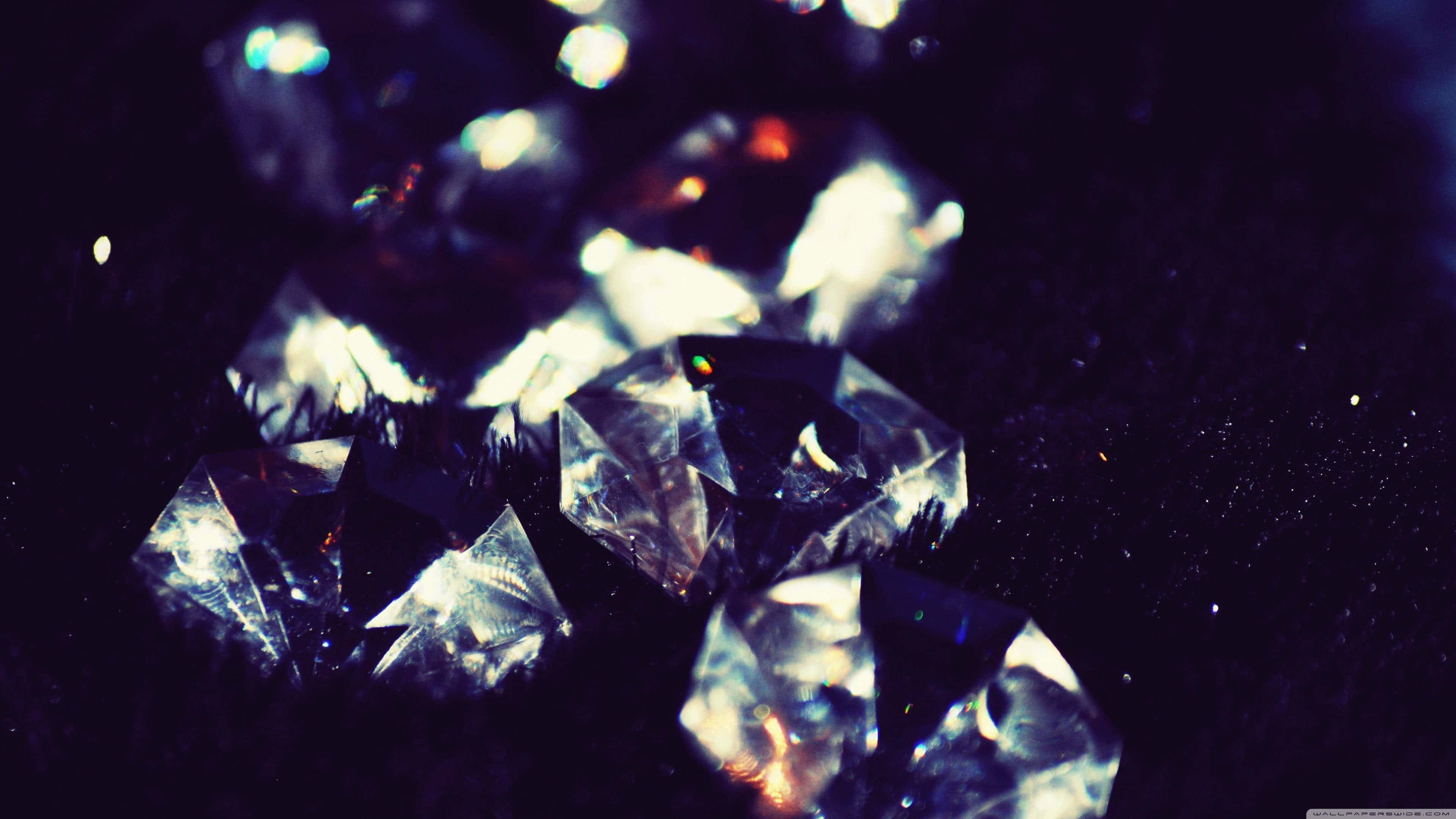 Diamond Aesthetic, shimmering clear crystals, internal light, 4K Desktop Wallpaper