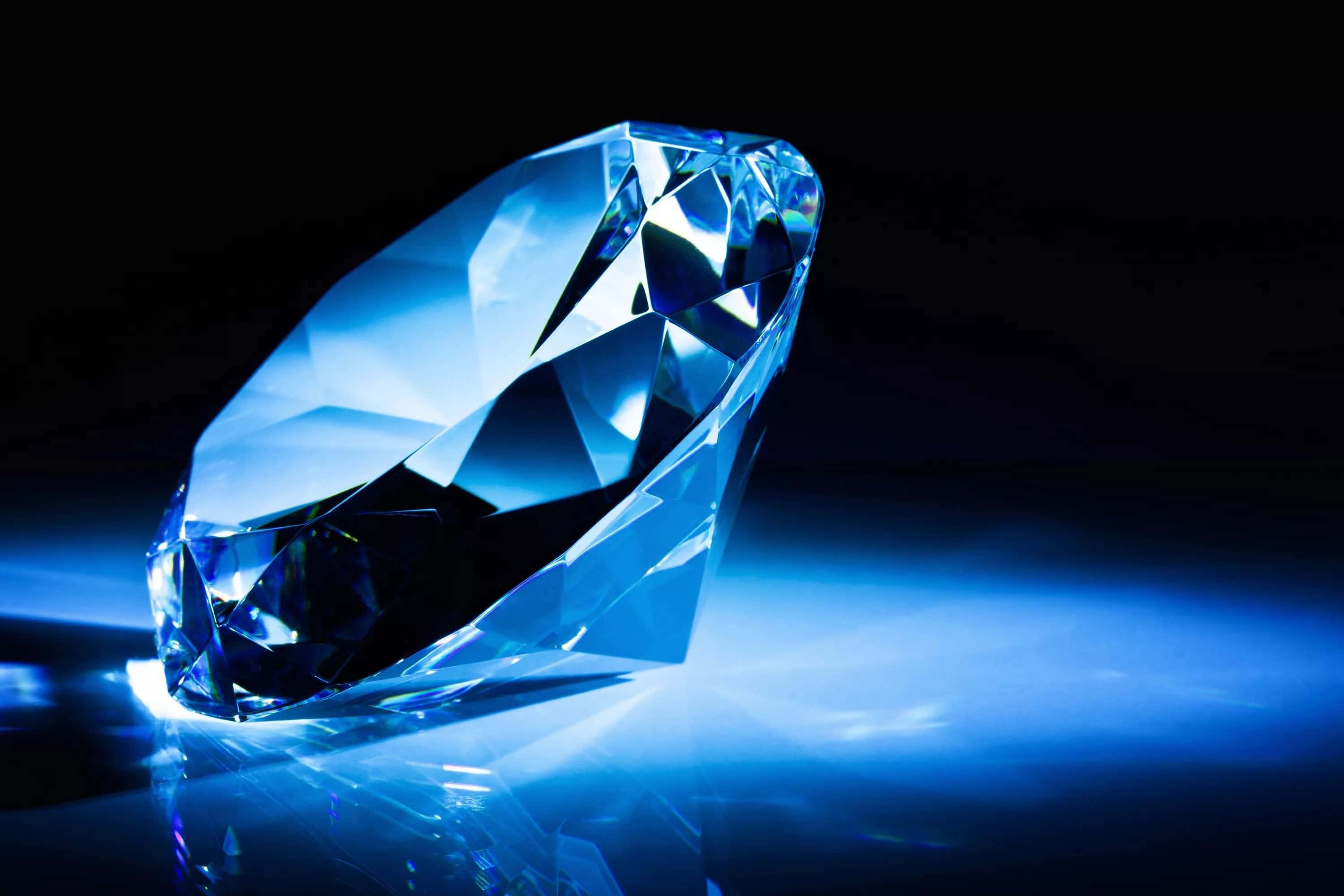 diamond aesthetic, blue diamond, sharp facets, 2K Desktop Wallpaper