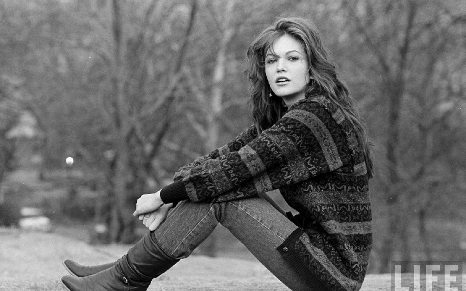 Diane Lane, black and white photography, patterned sweater, HD Desktop Wallpaper