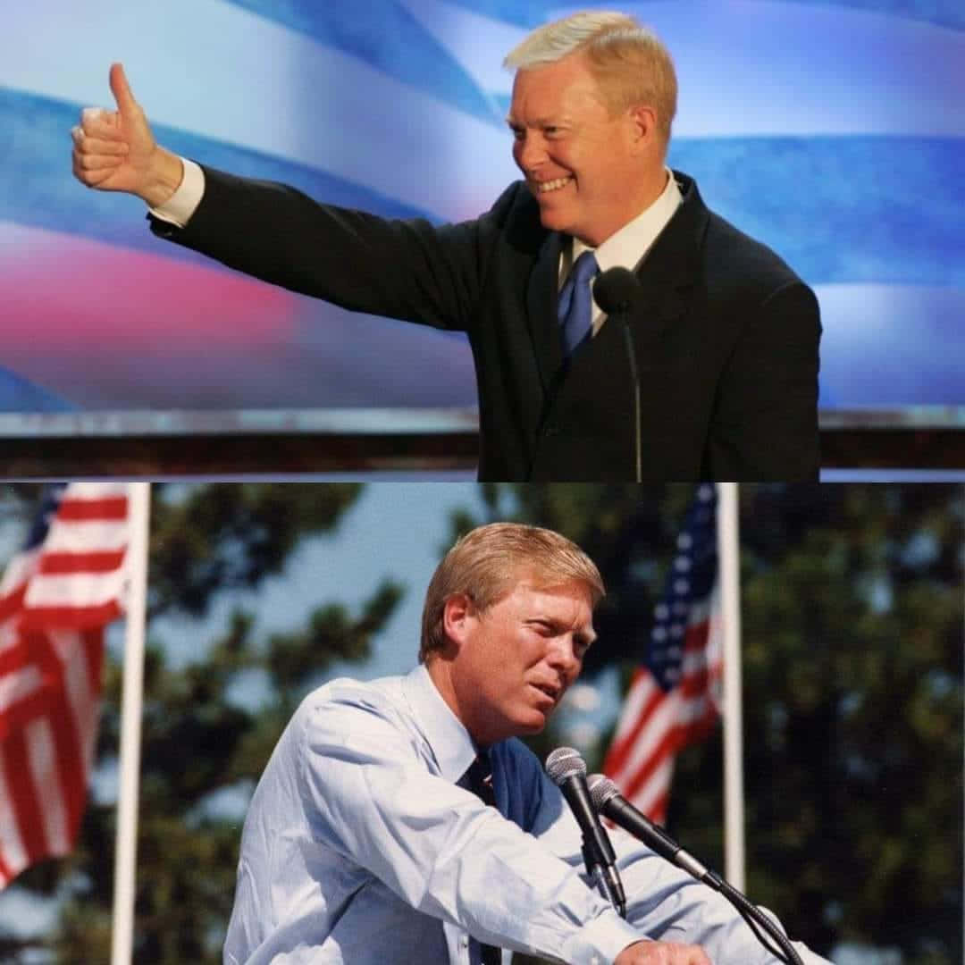 Dick Gephardt, podium, American flags, SD Desktop Wallpaper