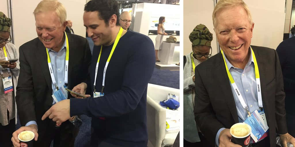 Dick Gephardt, conference badges, coffee, SD Desktop Wallpaper