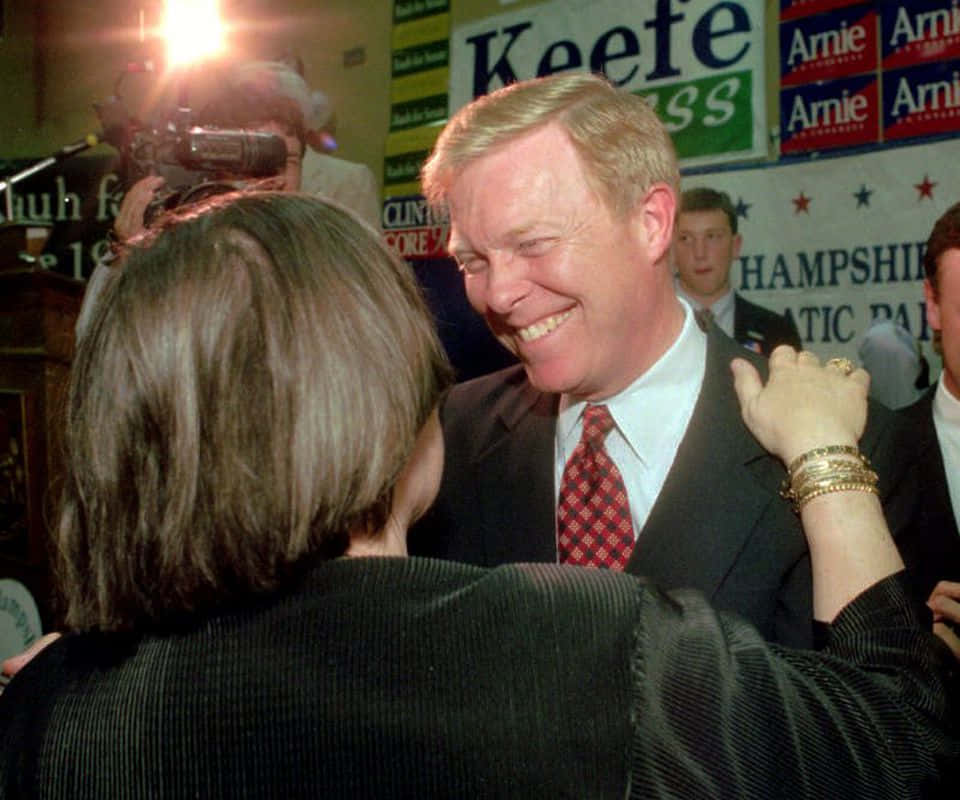 Dick Gephardt, suit, red tie, SD Desktop Wallpaper