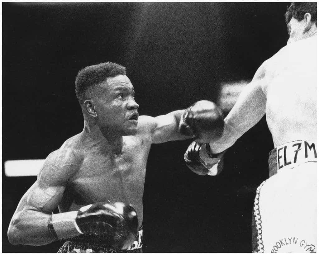 Dick Tiger, ring, black and white photo, SD Desktop Wallpaper