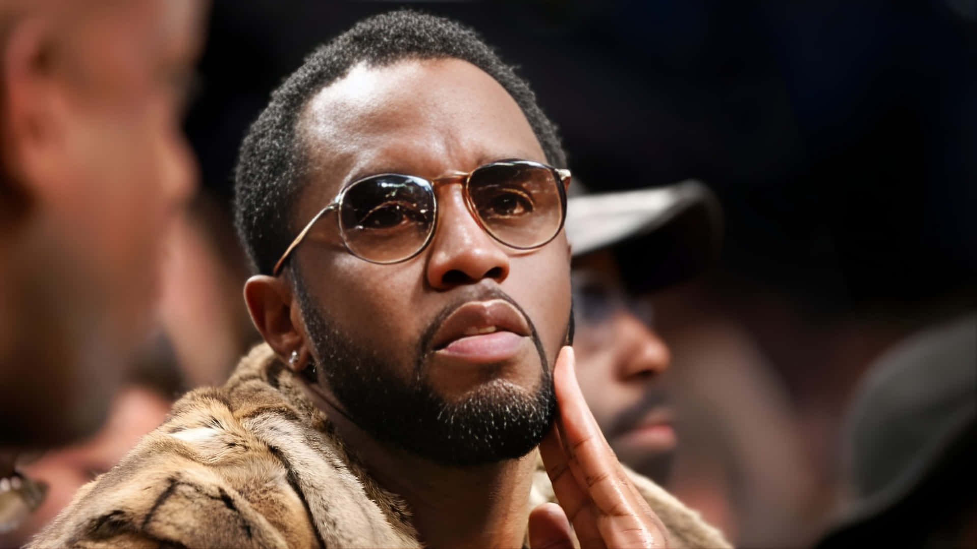 Diddy, tiger-print coat, beard, Full HD Desktop Wallpaper
